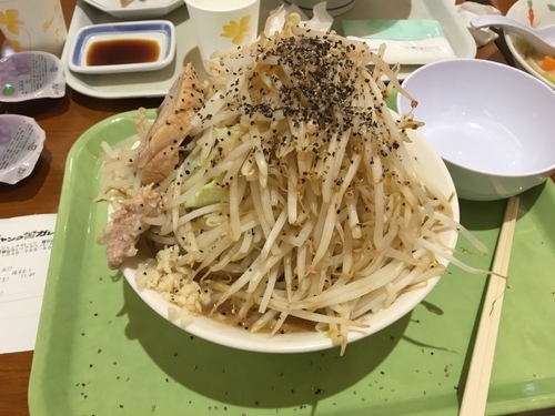 「ラーメン ヤサイダブル」@ジャンクガレッジ イオンレイクタウンmori店の写真