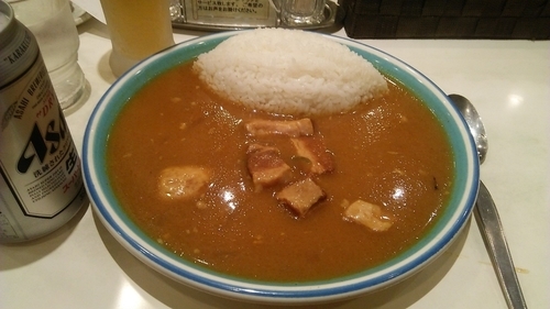 「ポークカレー 650円 ＋缶ビール 350円」@インド風サラサラカレー モンスナックの写真