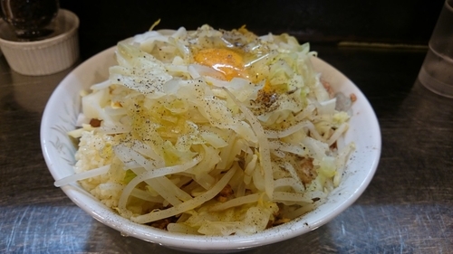 「まぜそば ニンニクタマネギ」@らーめん虎丸 川口店の写真