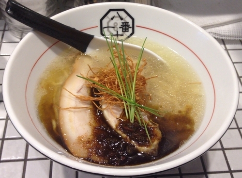 「辛味塩そば(中太麺)820円」@81番の写真