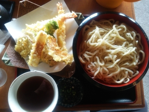 「豪華海老天うどん」@たぐち家 川越古谷店の写真