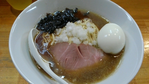 「煮干しそば「醤油」750円+味玉100円」@煮干中華ソバ イチカワの写真