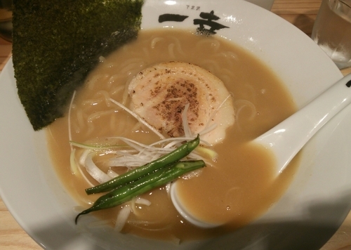 「煮干し豚そば 780円」@下北沢 一幸の写真