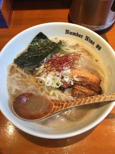 「濃厚ラーメン(煮干)800円」@麺Dining Number Nine 09の写真