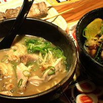 「濃厚魚介豚骨ラーメン280円＋焼とり丼280円」@鳥貴族 小田急町田店の写真