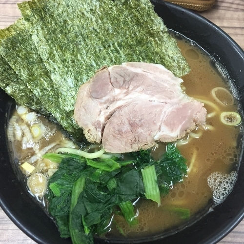 「ラーメン並＋ライス中」@武蔵家 富士見店の写真
