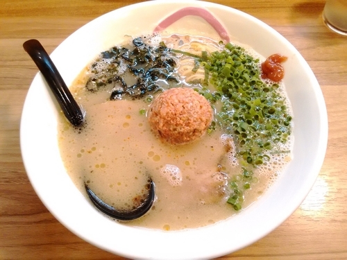 「期間限定 イベリコチャーシューの梅塩とんこつ」@琉球島豚 麺屋なりよしの写真