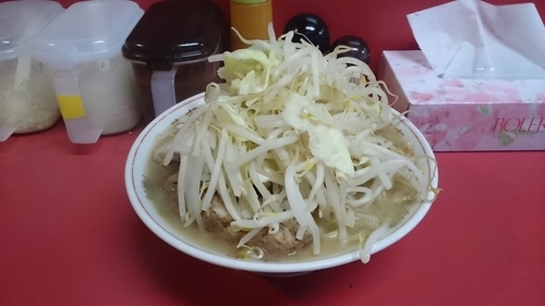 「大(ヤサイ・太麺)￥８００」@ラーメン 麺徳 東陽町店の写真