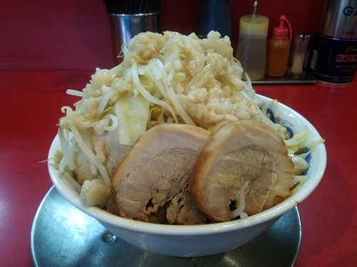 「辛ラーメン  小豚  \970」@ジャンクガレッジ 東大宮店の写真