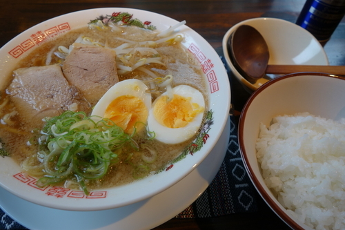 「醤油ラーメン680円」@炭火ダイニング光秀の写真