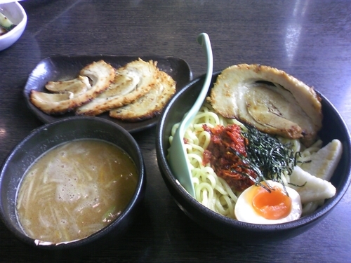 「仙台辛味噌つけ麺　大盛　+炙りチャーシュー（クーポン）」@麺場 田所商店 本店の写真