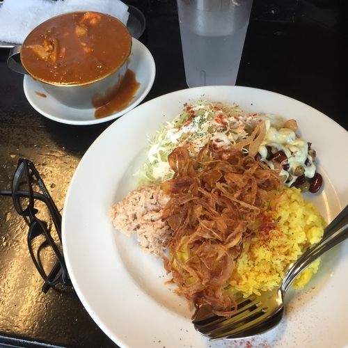 「赤い鶏カレー（小盛）⑦⑨⑩」@カレーは飲み物。 池袋店の写真