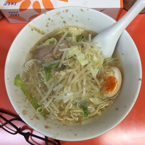 「塩らーめん　少なめ」@らーめん いごっそうの写真