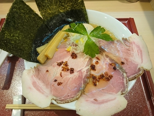 「特製金色貝そば」@燃えよ麺助の写真
