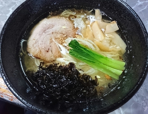「塩ラーメン」@製麺raboの写真