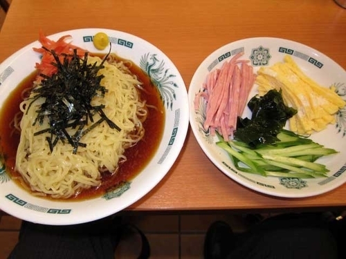 「黒酢しょうゆ冷し麺　510円」@日高屋 神田西口店の写真