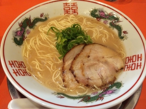 「久留米ラーメン 750円税別」@元祖とんこつ久留米ラーメン 福ヤの写真