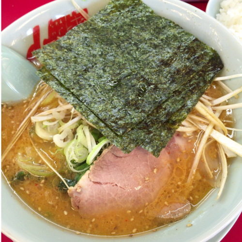 「特製味噌ラーメン　720円（オオメのオオメ）　和えネギ」@ラーメン山岡家 大泉店の写真