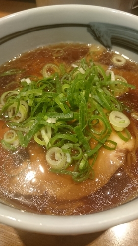 「醬油ラーメン６８０円」@つけめん でんまる 飯田橋店の写真