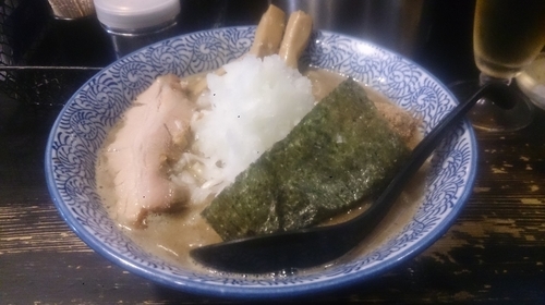 「濃厚狼煙ラーメン＋刻み玉ねぎ＋和え玉」@狼煙 〜NOROSHI〜の写真