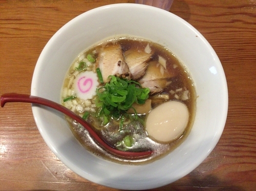 「煮干し中華そば 味玉」@月と鼈の写真