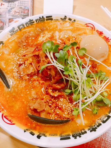 「辛味噌ラーメン味玉トッピング」@味噌乃マルショウ 那珂後台店の写真