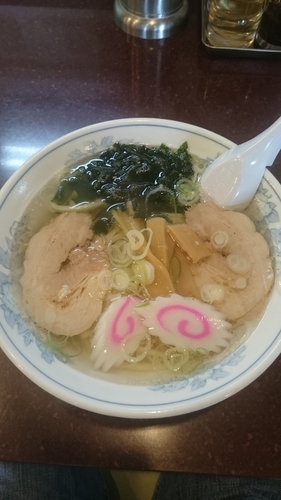 「塩ラーメン 650円 (ラーバスで500円)」@手打ちラーメン 恒の写真