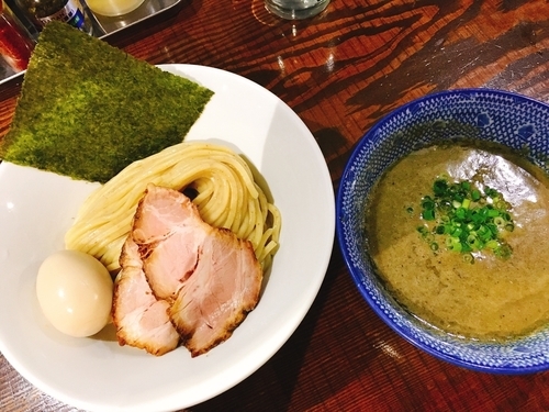 「濃厚煮干しつけ麺」@ニボムジャキの写真