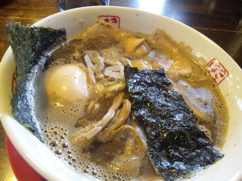 「きまのせ ど煮干しそば 900円」@きまはち家 たすろう商店の写真