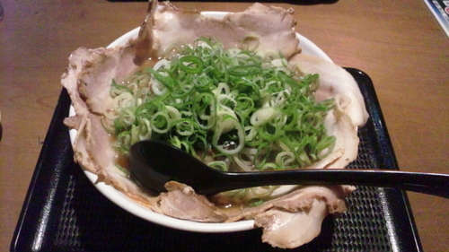 「ちゃーしゅー麺(ネギ大盛)」@らーめん八角 播磨本店の写真