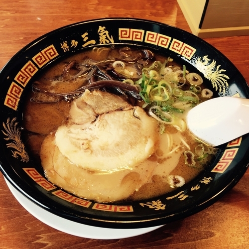 「負けん氣ラーメン」@博多三氣 瑞穂店の写真