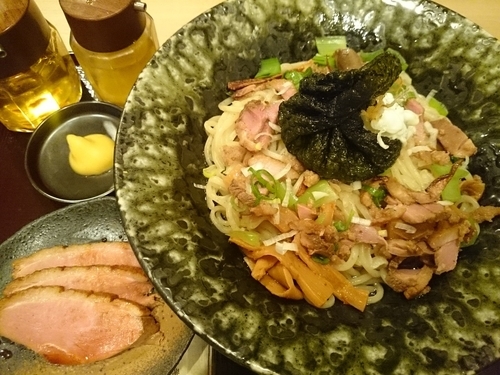 「一番搾り鴨油そば￥880＋半熟鴨チャーシュー￥300」@銀座 鴨そば 九代目 けいすけの写真