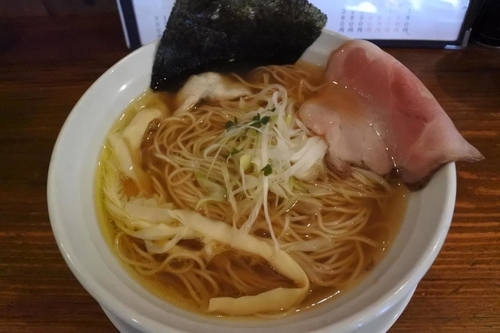 「鶏中華そば」@中華そば専門店 ほおじろの写真