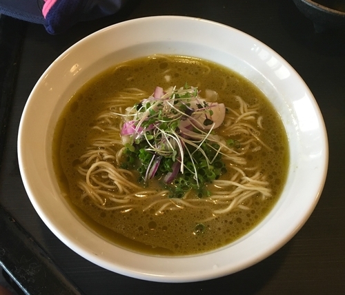 「冷牡蠣」@灰汁中華 丿貫 福富町本店の写真