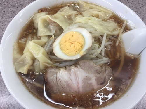 「ワンタン麺」@中華麺店 喜楽の写真