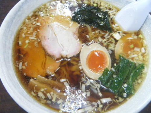 「ラーメン650円＋味玉100円」@あさひ家の写真