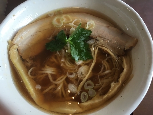 「醤油ラーメン」@麺工房 かなでの写真