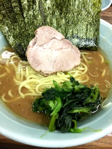 「のりラーメン並（麺かため 油多め）+ライス」@横浜家系ラーメン武蔵家 松戸店の写真