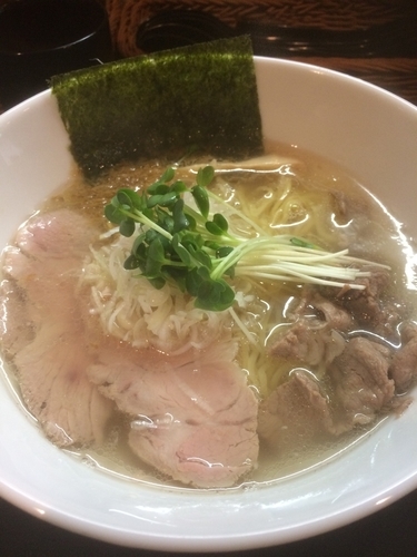 「塩らーめん」@麺や 勝治の写真