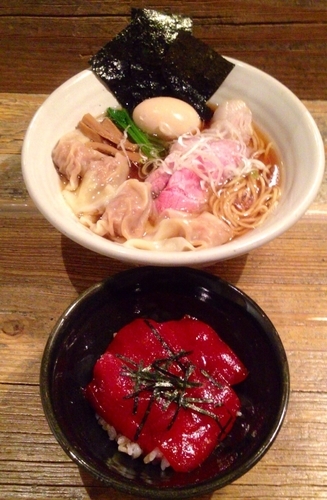 「特製醤油らぁめん　970円　【限定】肉ワンタン250円」@Homemade Ramen 麦苗の写真