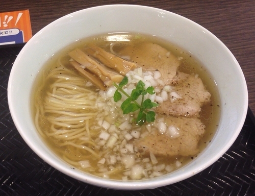 「焦がし香味GYU 塩らぁ麺+ライス(930円+60円)」@創彩麺家 野の実 足柄サービスエリア店の写真