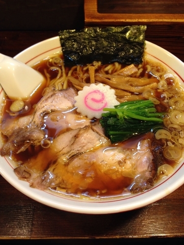 「しょうゆラーメン」@オランダ亭の写真
