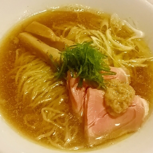 「ダシＳＯＢＡ・黒 800円＋替え玉150円等」@中華そば 先崎の写真