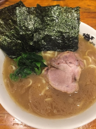 「ラーメン、中盛り」@洞くつ家の写真