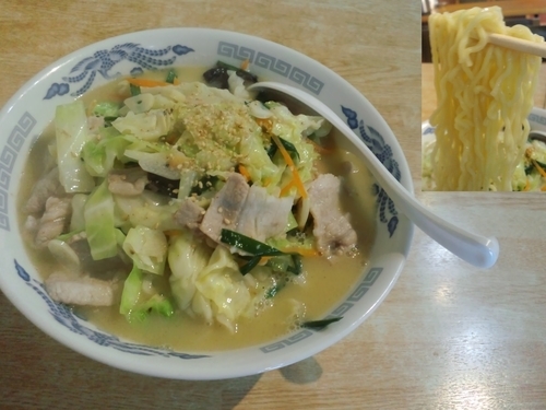 「にんにくらあめん大盛800円」@中華料理 我流の写真