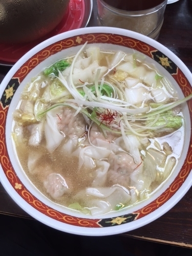 「わんたんめん　780円（塩・太麺・並盛り）」@わんたんめんの店 しお福の写真