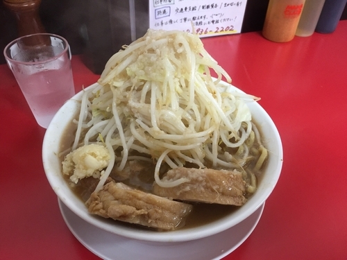 「ラーメン＋豚1枚」@鷹の目 獨協大学前本店の写真