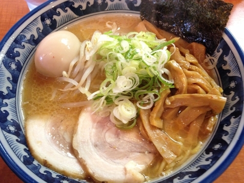 「中華そば（味玉）」@中華そば 中村屋の写真