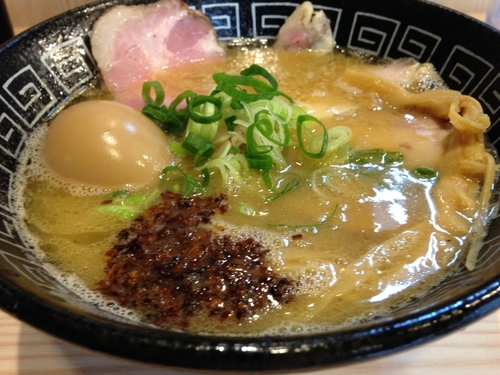 「特製白湯らぁ麺」@中村麺三郎商店の写真