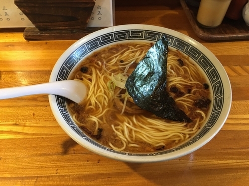 「中華そば（動物系、大盛）」@中華そば おかめの写真